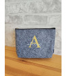 Neceser personalizado gris con inicial y nombre